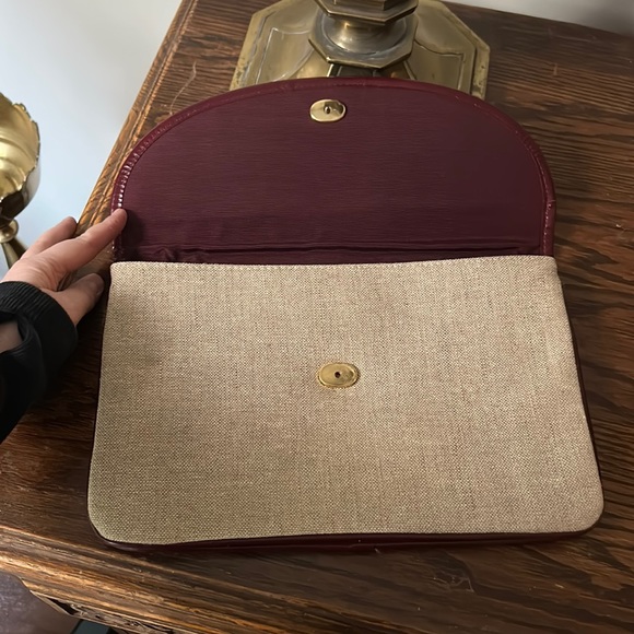 VINTAGE Envelope Clutch - Picture 7 of 9